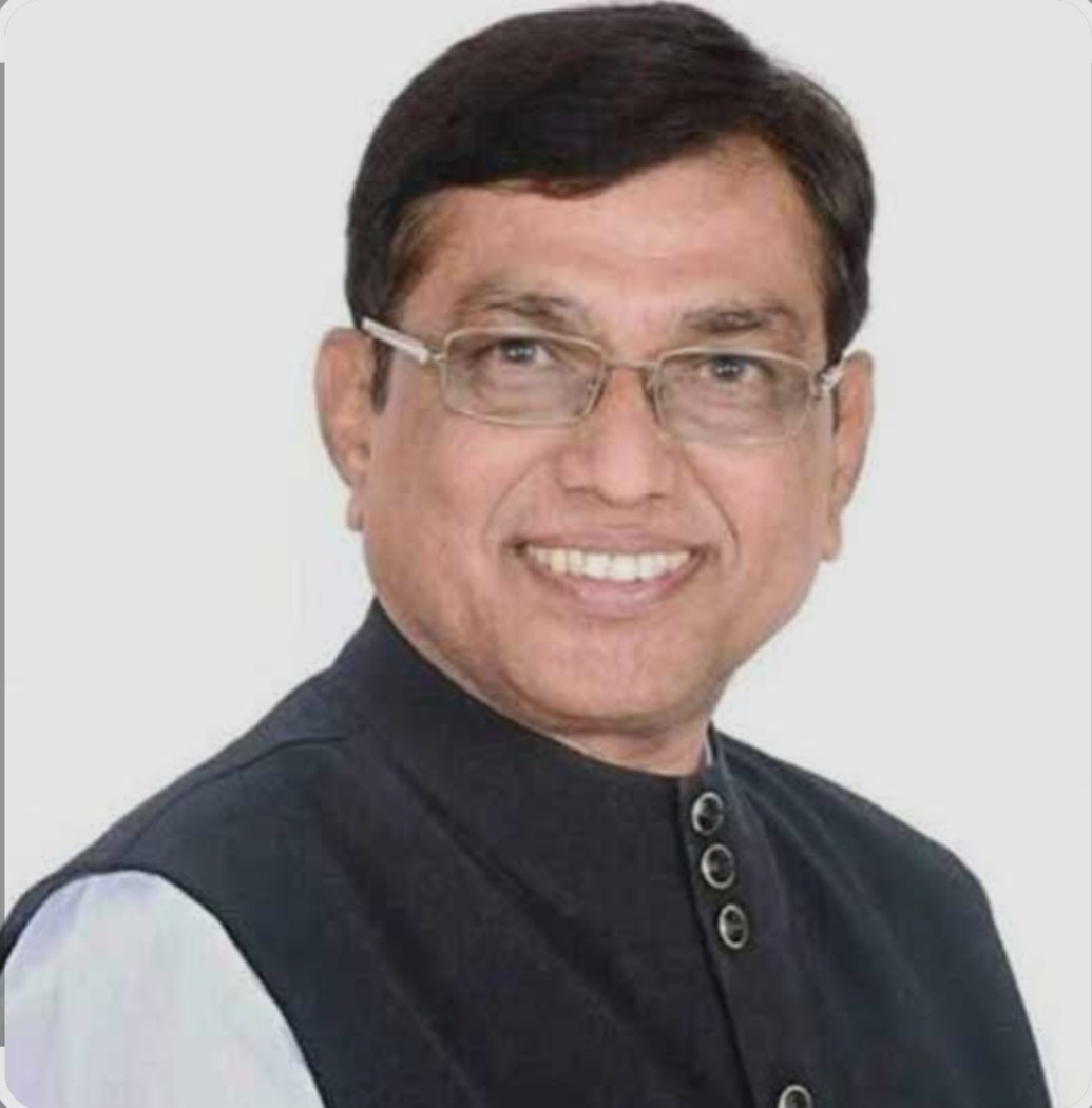 ડો કીરીટભાઇ પી સોલંકી